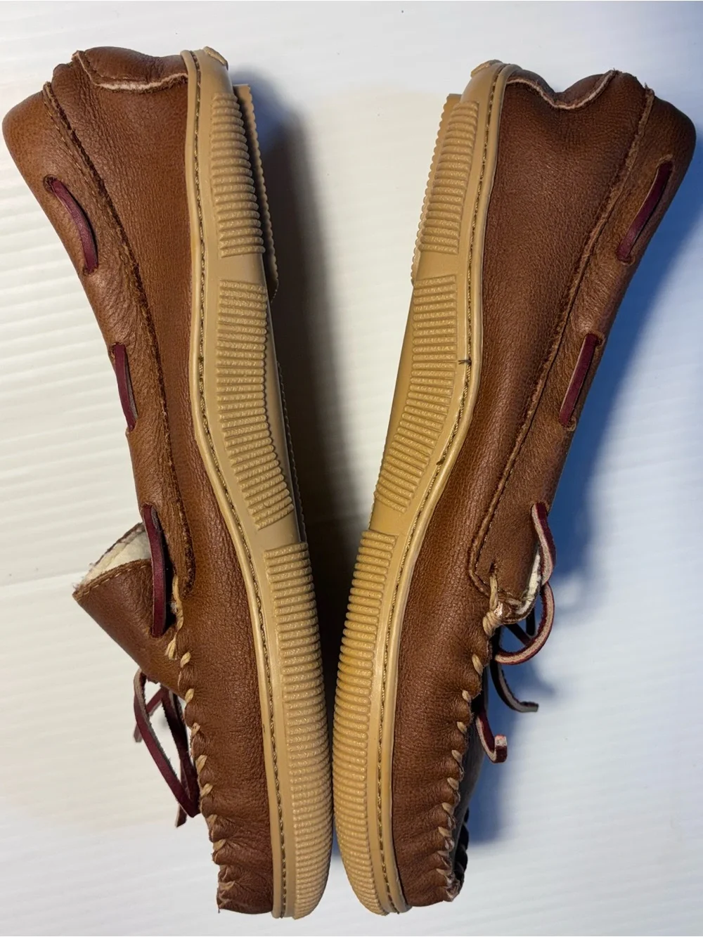 NWOT Mens Hammacher Schlemmer Moccasins 7